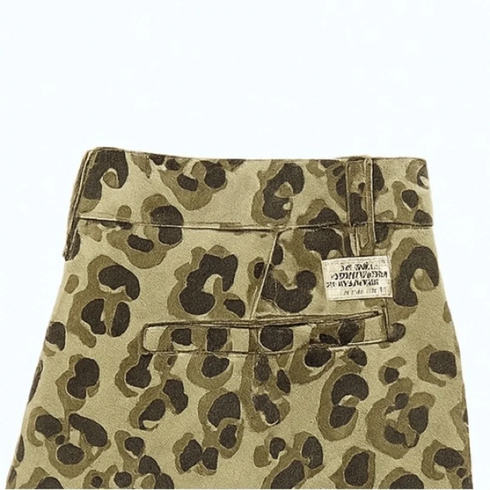 Decibel Dry Good Men's Size 38 Long Chino Camo Shorts.  11